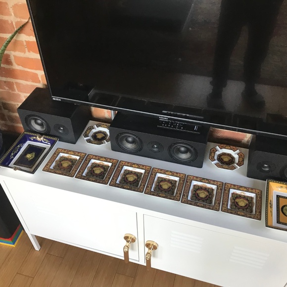 !GUCCI, DIOR, VERSACE FOR SALE! NEW ITEMS WEEKLY!! - Picture 6 of 7